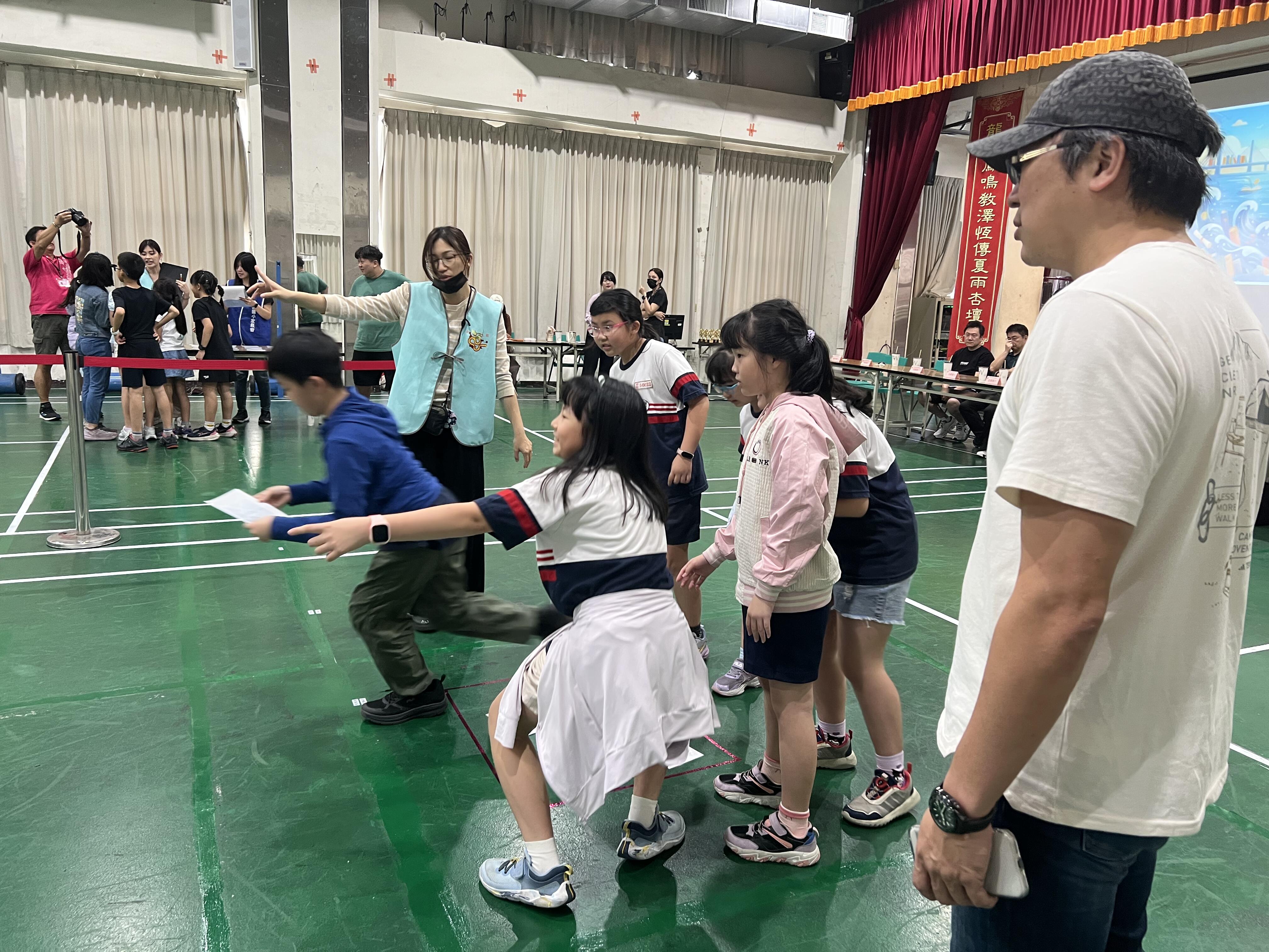 體育館趣味闖關競賽活動
